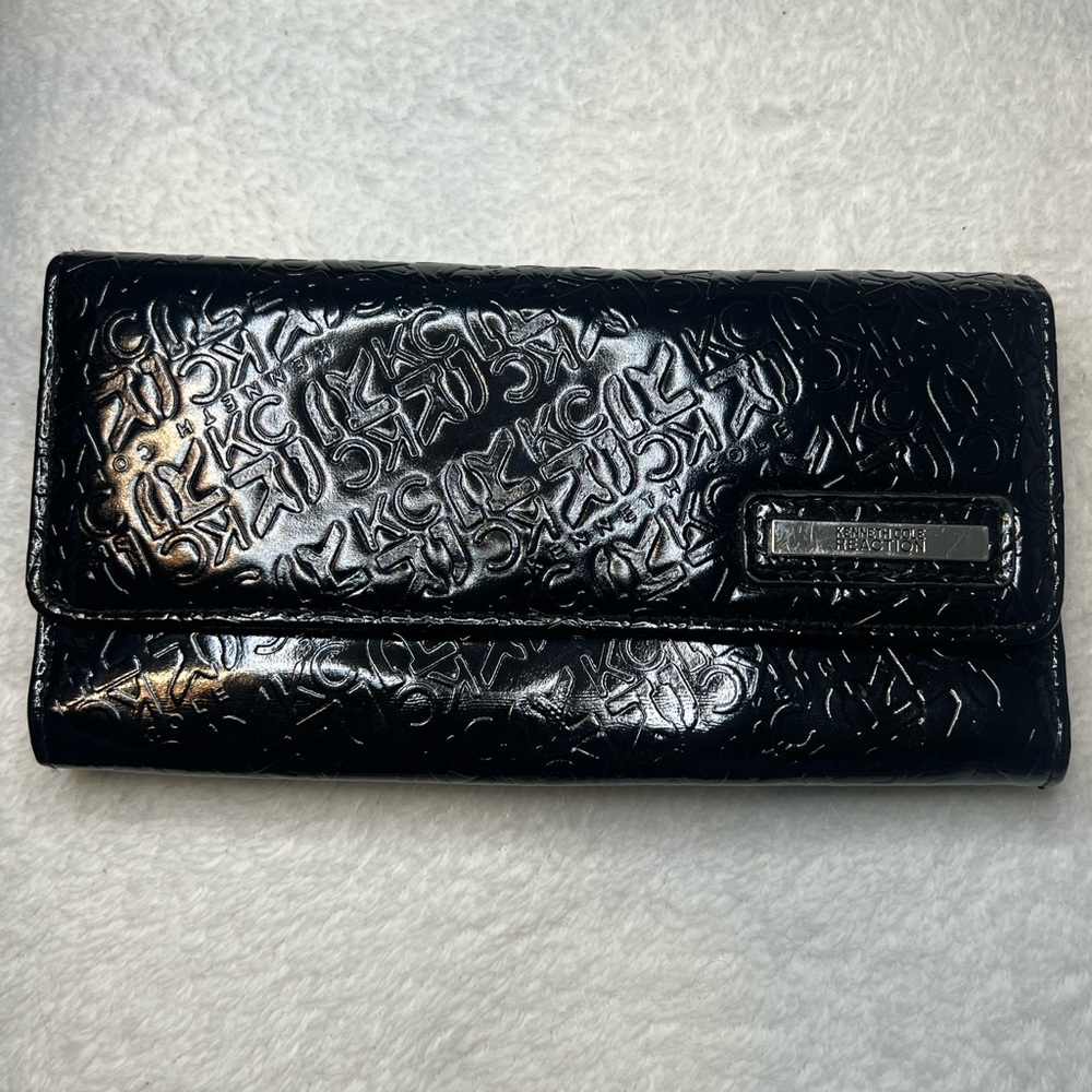 Black Clutch